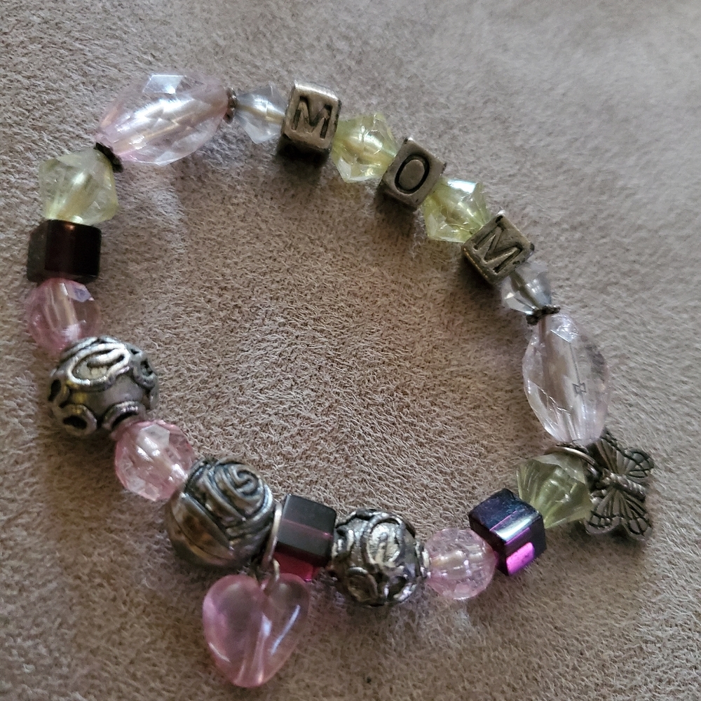 Stretch bead mom bracelet